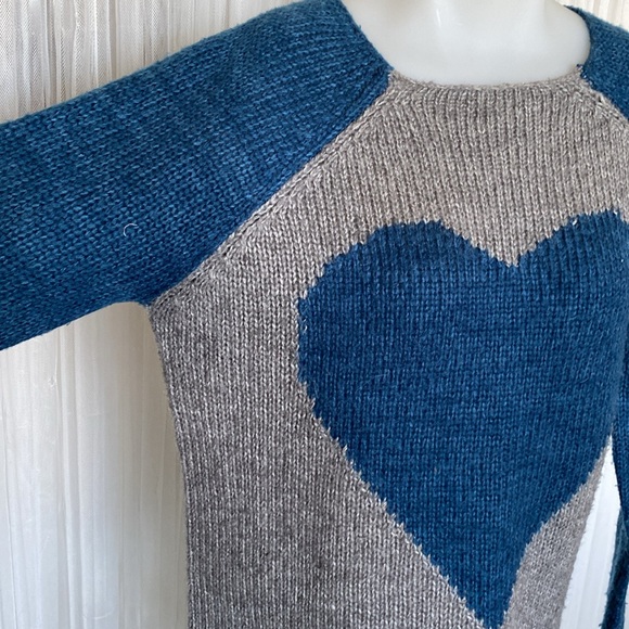 Bluecrush big heart pullover sweater knit! Size XL - Picture 6 of 16